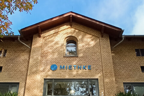 Eingang Medizinprodukthersteller Miethke 